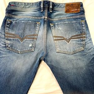 Diesel Zatiny bootcut jeans excellent condition